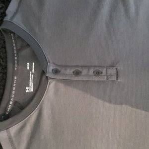 Under Armour men's Henley long sleeve dri fit shirt. Large